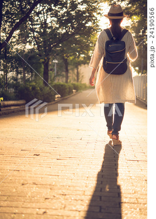 ゆうがた 24190566