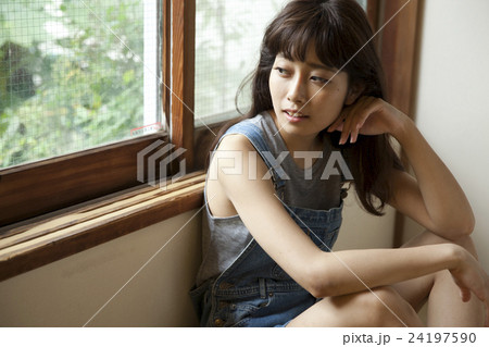 女性 ポートレート 女性 ポートレート 24197590