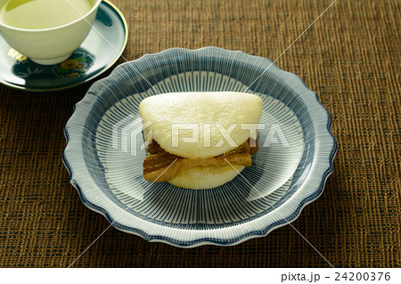 角煮まんじゅう 角煮まんじゅう 24200376