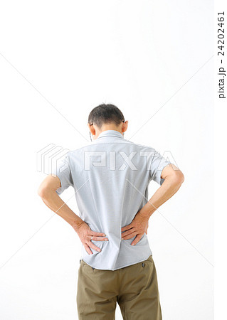 腰痛の男性 24202461