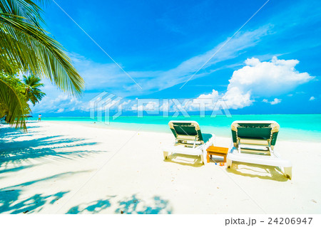 Maldives island 24206947