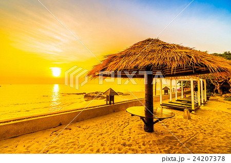 Empty chair on the beach 24207378