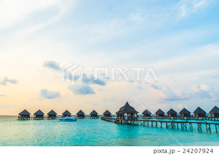 Maldives island 24207924
