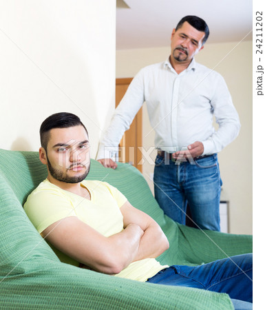 Domestic quarrel between men 24211202