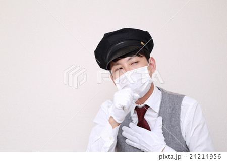 ドライバー 運転手 (タクシー TAXI 男性 バス ハイヤー 30代 会社員 営業車 制帽) 24214956