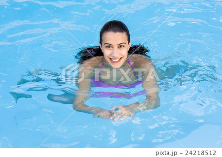 Beautiful woman in swimming pool Beautiful woman in swimming pool 24218512