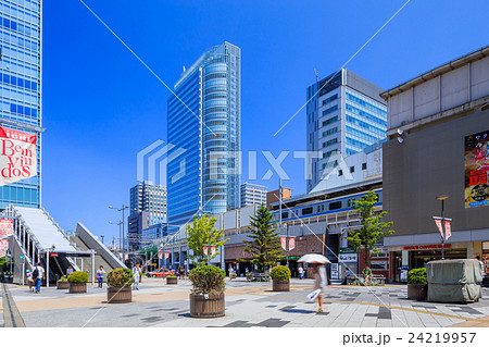 東京 秋葉原駅 電気街口 北側の広場の写真素材