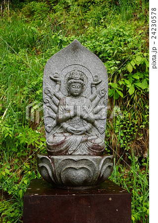 信濃三十三観音  時頼山 西明寺（第八番札所）道すがらの石仏 24230578