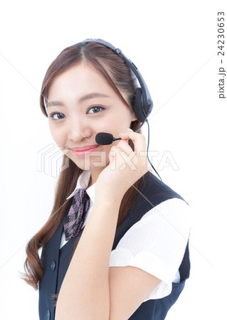 若いオペレーター女性 24230653