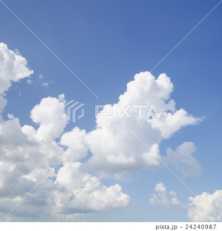 Cumulus clouds in blue sky Cumulus clouds in blue sky 24240987