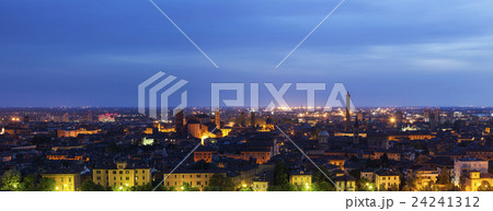 Italy, Emilia-Romagna, Bologna, Cityscape at dusk Italy, Emilia-Romagna, Bologna, Cityscape at dusk 24241312