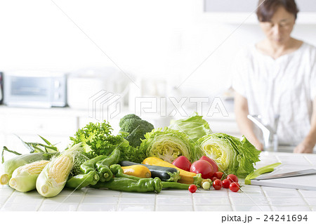 キッチン野菜 キッチン野菜 24241694
