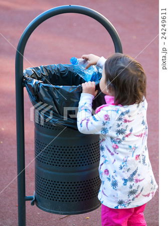 child participate in recycling child participate in recycling 24249611