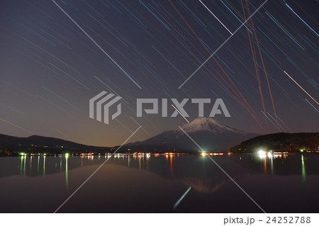 富士山に星が降る夜 24252788