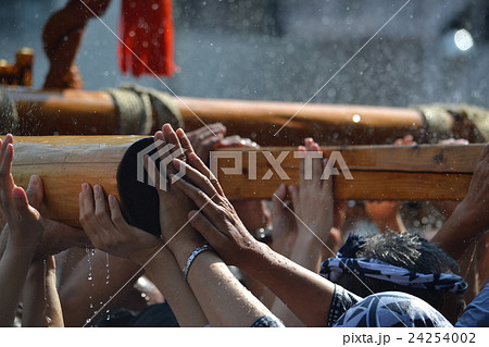水かけ祭り 24254002