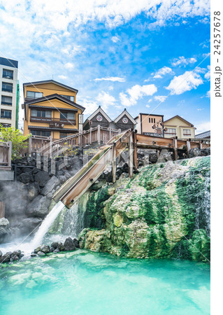 群馬県 草津温泉 湯畑の写真素材 24257678 Pixta