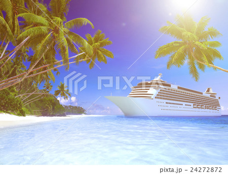 Cruise Ship At a Tropical Beach 24272872