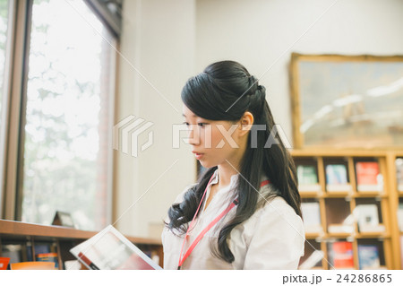 primary school child primary school child 24286865