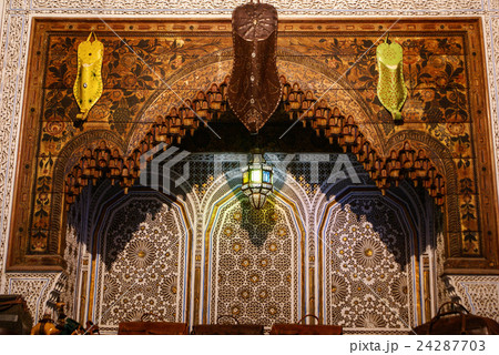 Detail of the beautiful tile mosaic decoration Detail of the beautiful tile mosaic decoration 24287703