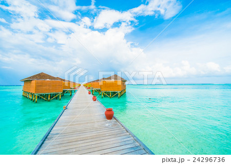 Maldives island Maldives island 24296736