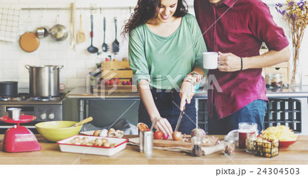 Couple Cooking Hobby Liefstyle Concept 24304503