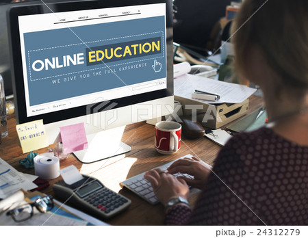 Online Education Homepage E-learning Technology Concept 24312279