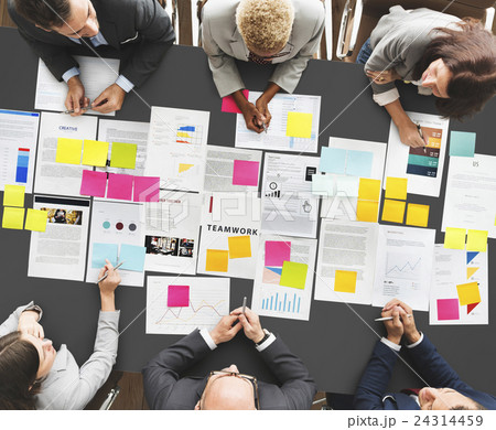 Business People Diverse Brainstorm Meeting Concept 24314459