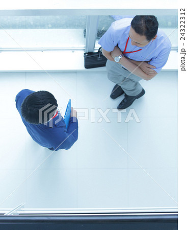 オフィス　ビジネスイメージ 24322312