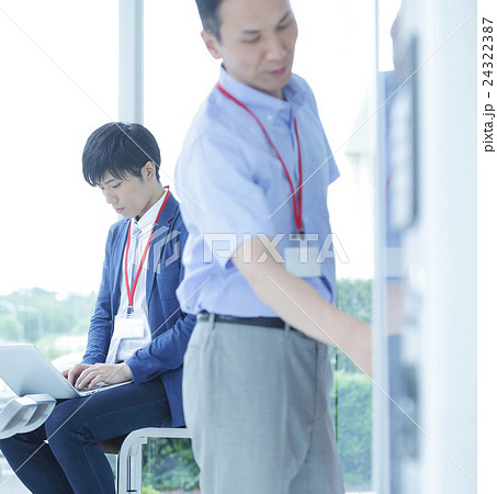 オフィス ビジネスイメージ オフィス ビジネスイメージ 24322387