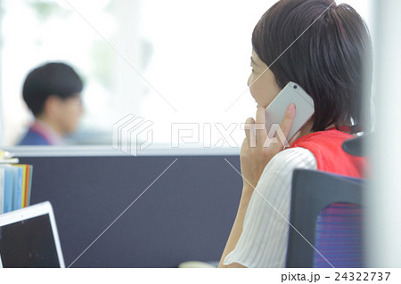 通話 女性 通話 女性 24322737
