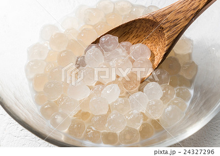パールタピオカ　台湾のスイーツ　Tapioca coconut milk 24327296