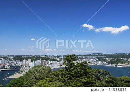 江ノ島から見る海水浴場 24338035