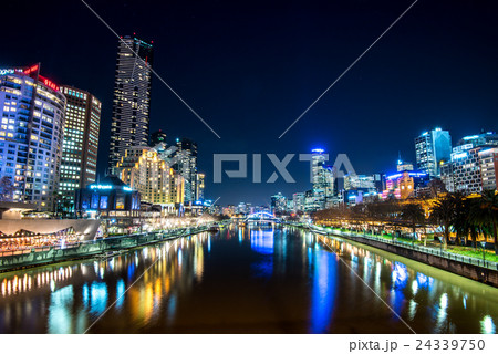 メルボルンの夜景 24339750