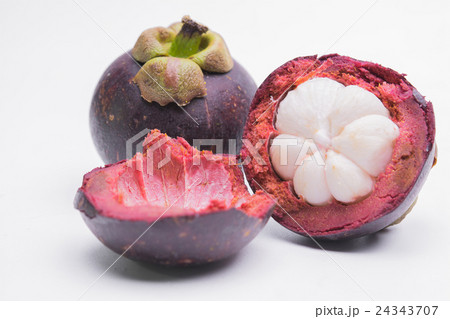 Mangosteen isolated on white background 24343707