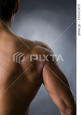 パワフルな男性 24345955