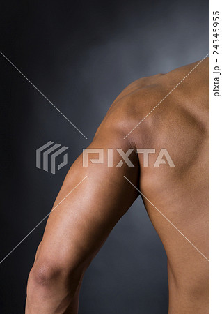 パワフルな男性 24345956