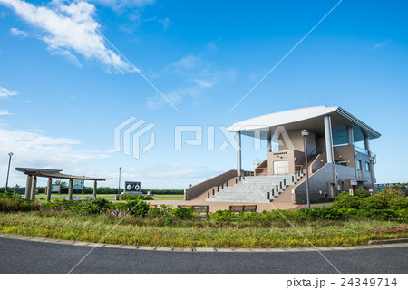 飯岡刑部岬 展望館 (千葉県旭市上永井) 2016年8月現在 飯岡刑部岬 展望館 (千葉県旭市上永井) 2016年8月現在 24349714