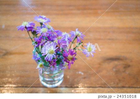 Empty cafe tables and chairs Empty cafe tables and chairs 24351018