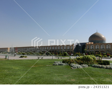 エマーム広場 24351321