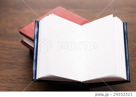書籍 24352321