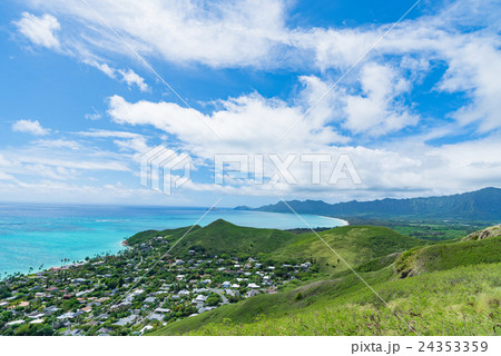 ハワイ　オアフ島カイルア・ラニカイビーチ「天国の海」 24353359