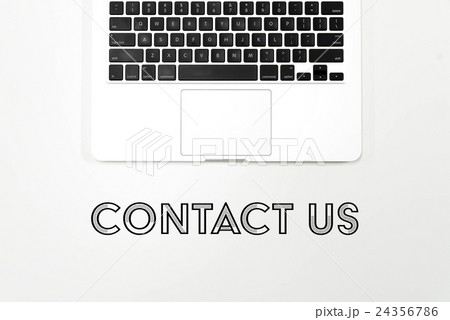 Flat lay keyboard on white table 24356786