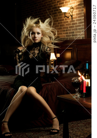 pretty woman 24360717