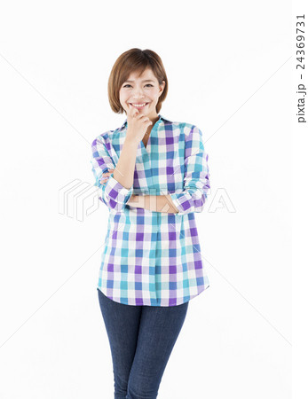 20代後半の女性 20代後半の女性 24369731