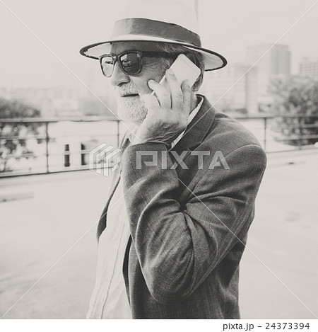 Senior Man Mobile Phone Communication Connection Technology Concept 24373394