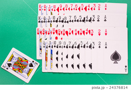 トランプ　ゲーム　キング　カード 24376814