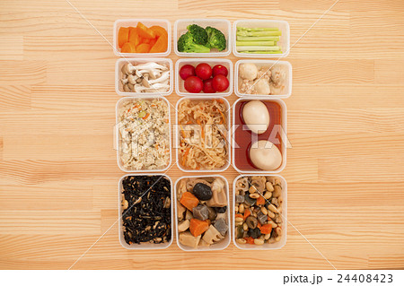 常備菜　作り置き　おかず　惣菜　野菜　カット野菜　煮物 24408423