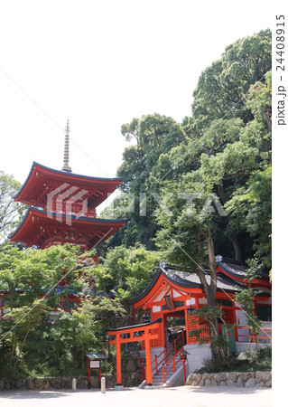 兵庫県神戸市須磨区須磨寺町にある「須磨寺」 兵庫県神戸市須磨区須磨寺町にある「須磨寺」 24408915