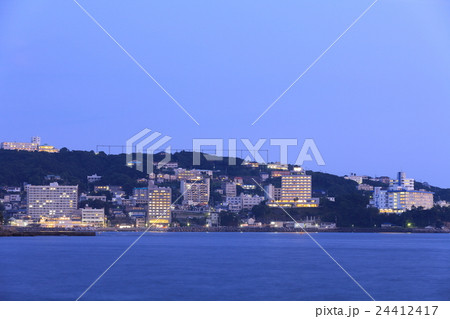 南紀白浜温泉街の夜景遠景 24412417