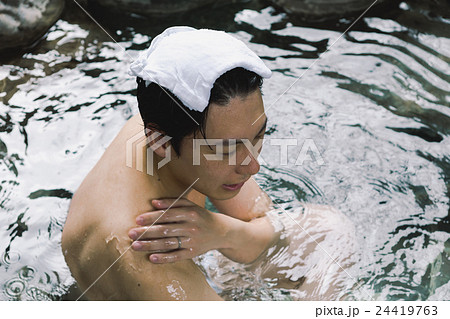 Hot spring trip 24419763